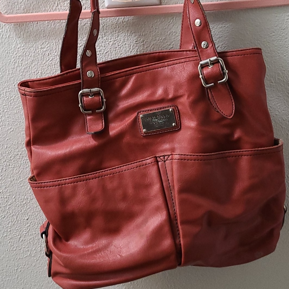 Relic Brand Purse